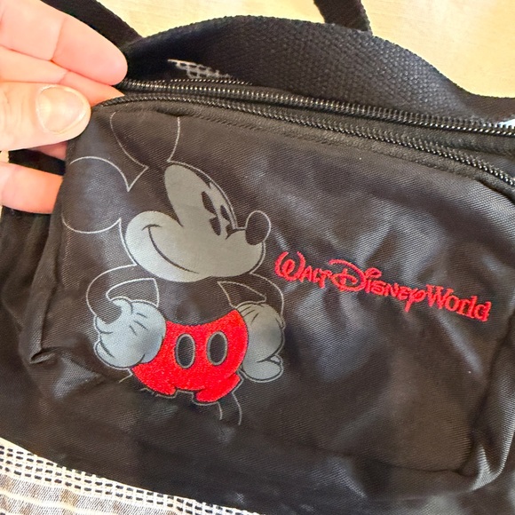 Disney Parks Purse Crossbody Bag Mickey Mouse Fanny Pack Bag - Picture 4 of 5
